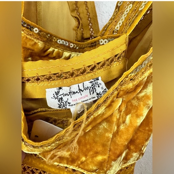 Free People Intimately Yellow Velvet Summer Party Flirty Dress Sequin Gold XS - Picture 3 of 4